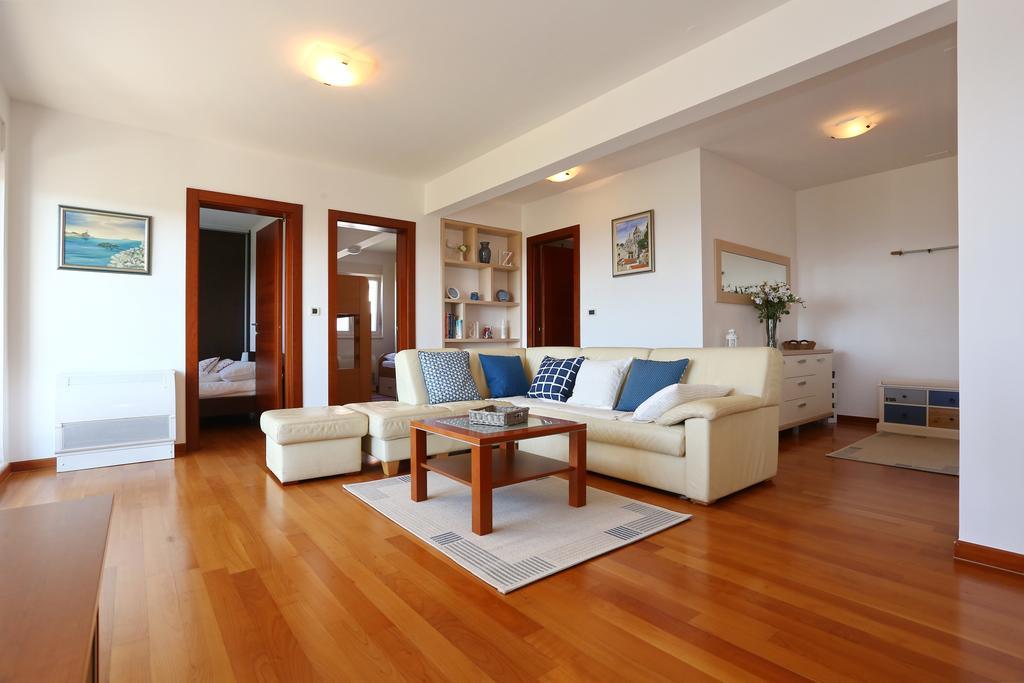 Apartment Puntamika Задар Екстер'єр фото